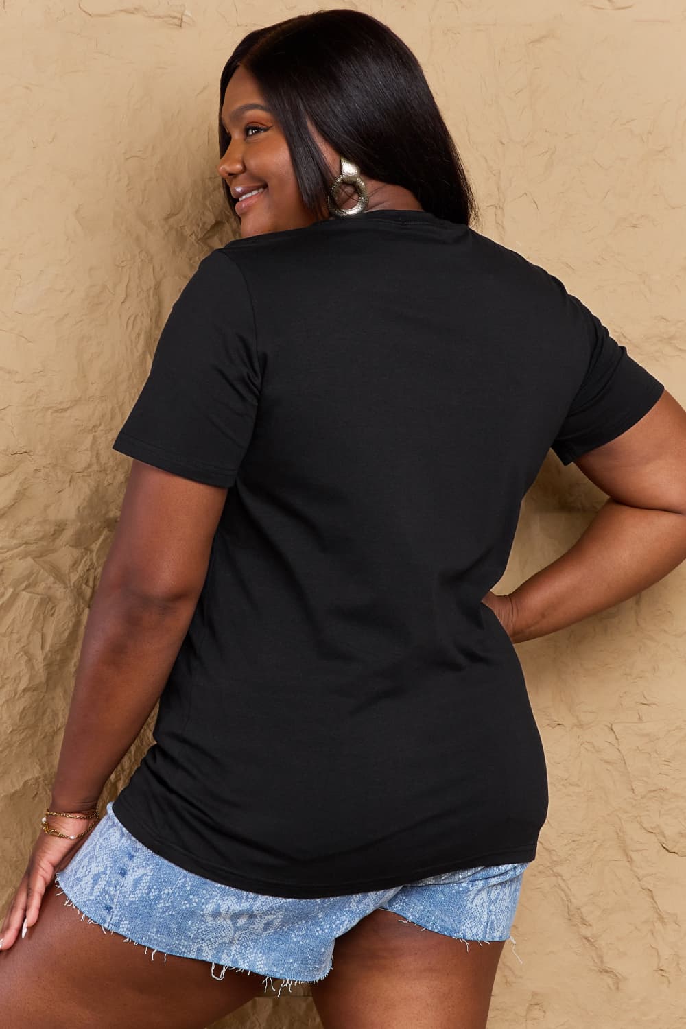 Heidi-Mode | Simply Love Vollgröße Kürbisgesicht Grafik Baumwoll-T-Shirt