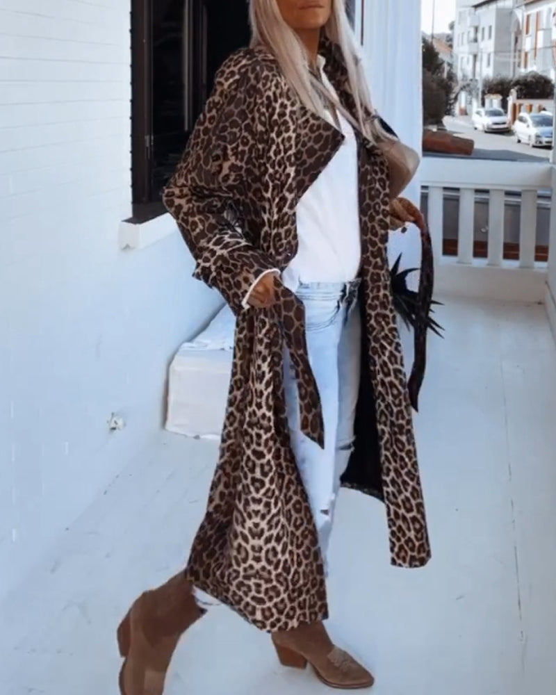 Heidi-Mode | Stilvolle Lange Jacke Leopardenmuster