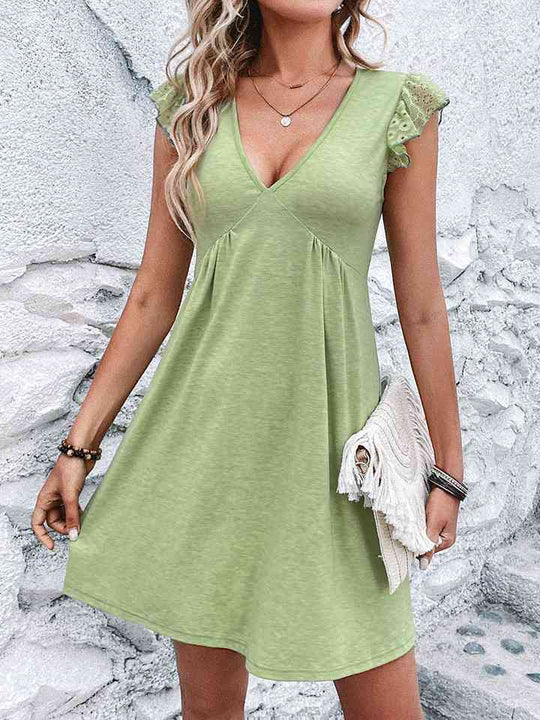 Heidi-Mode | V-Ausschnitt Cap Ärmel Mini Kleid