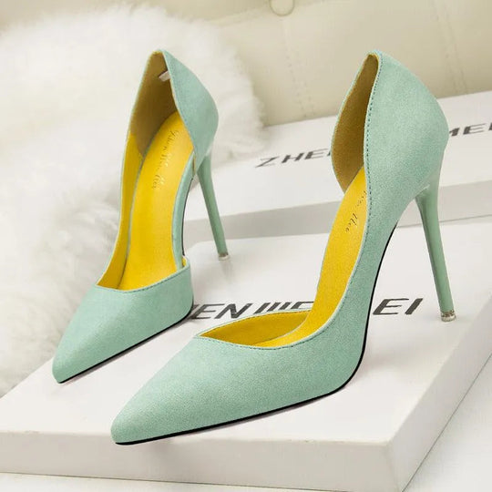 Heidi-Mode | Décolleté mit Stiletto-Absatz