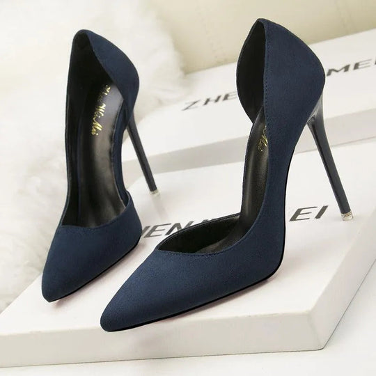 Heidi-Mode | Décolleté mit Stiletto-Absatz
