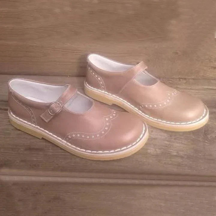 Heidi-Mode | Strapazierfähige und Stilvolle Lederschuhe