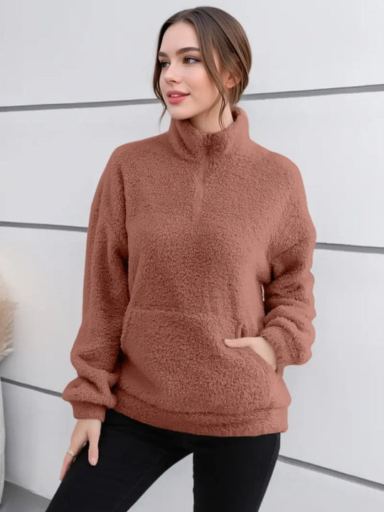 Lässiges, bequemes Plüschpullover-Sweatshirt mit Tasche