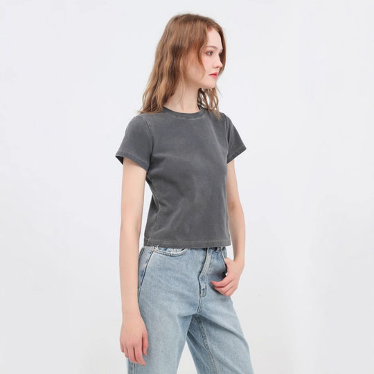 Heidi Mode | Schillerndes altes kurzes T-Shirt mit Färbung
