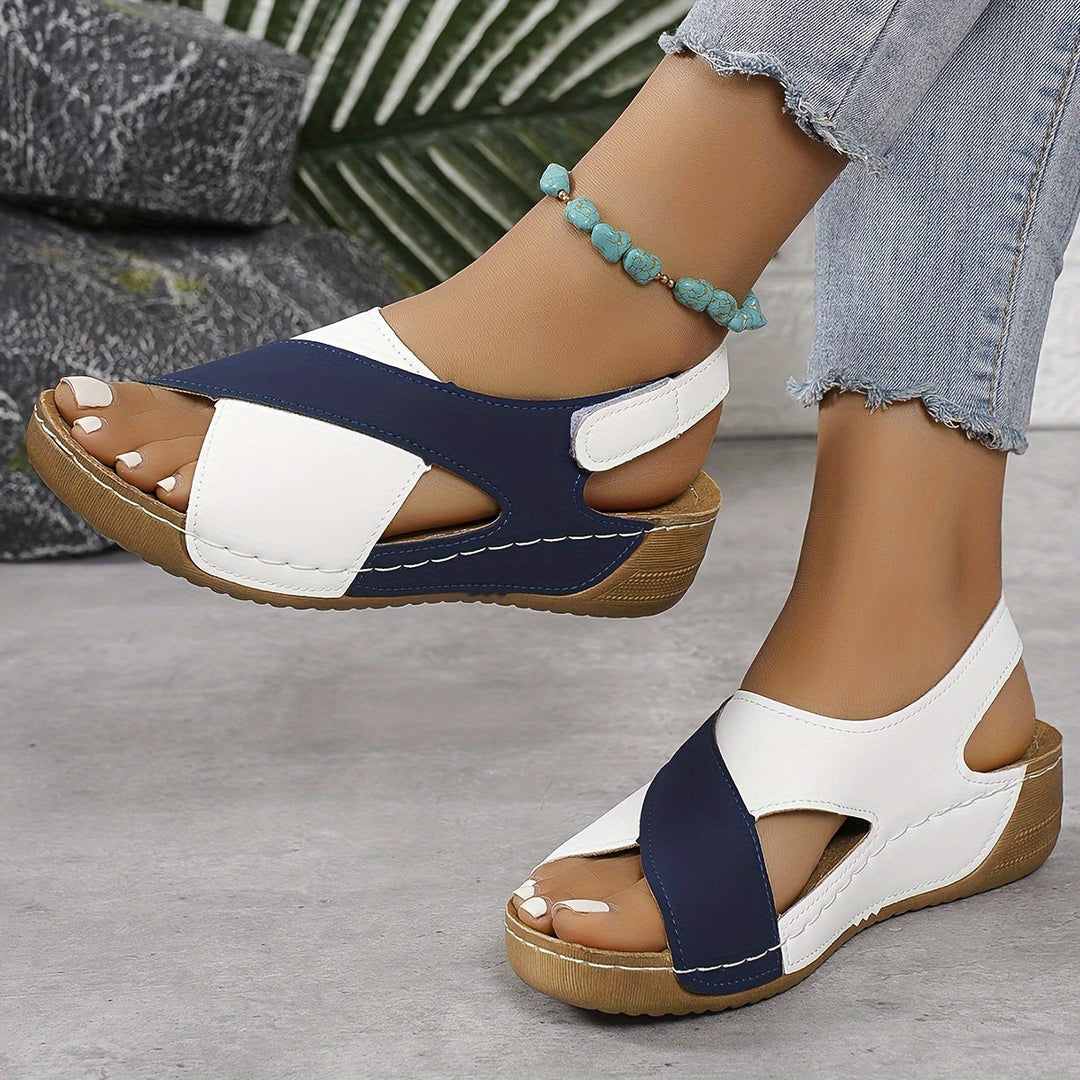 Heidi-Mode | Moderne Farbblock Sandalen