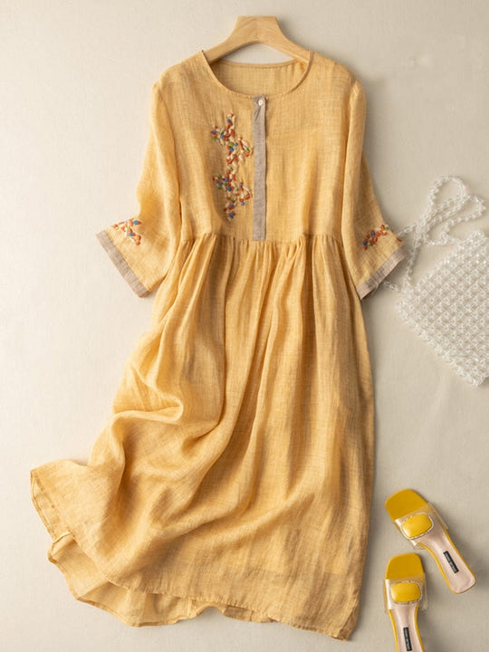 Heidi-Mode | Besticktes Kleid aus Baumwolle
