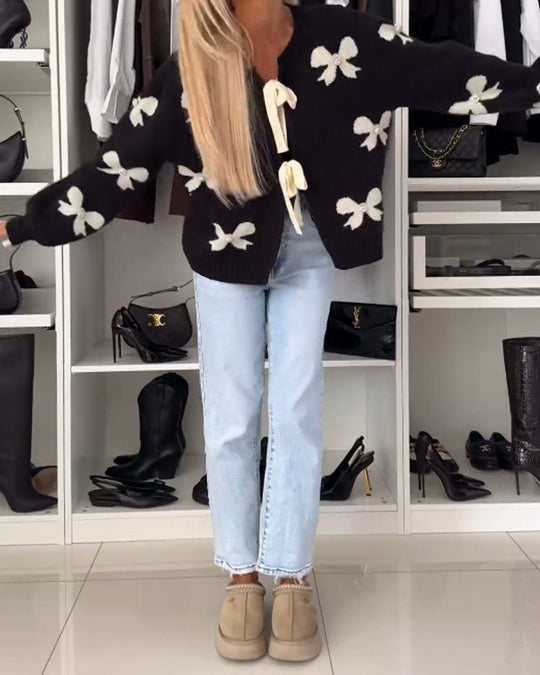 Heidi-Mode | Cardigan mit Schleifenbindung und Schleifenmotiv