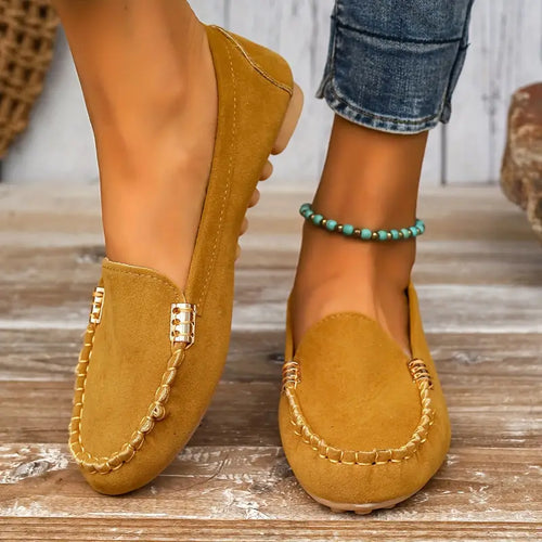 Heidi-Mode | Schuhe mit Flacher Sohle und Metallischem Finish