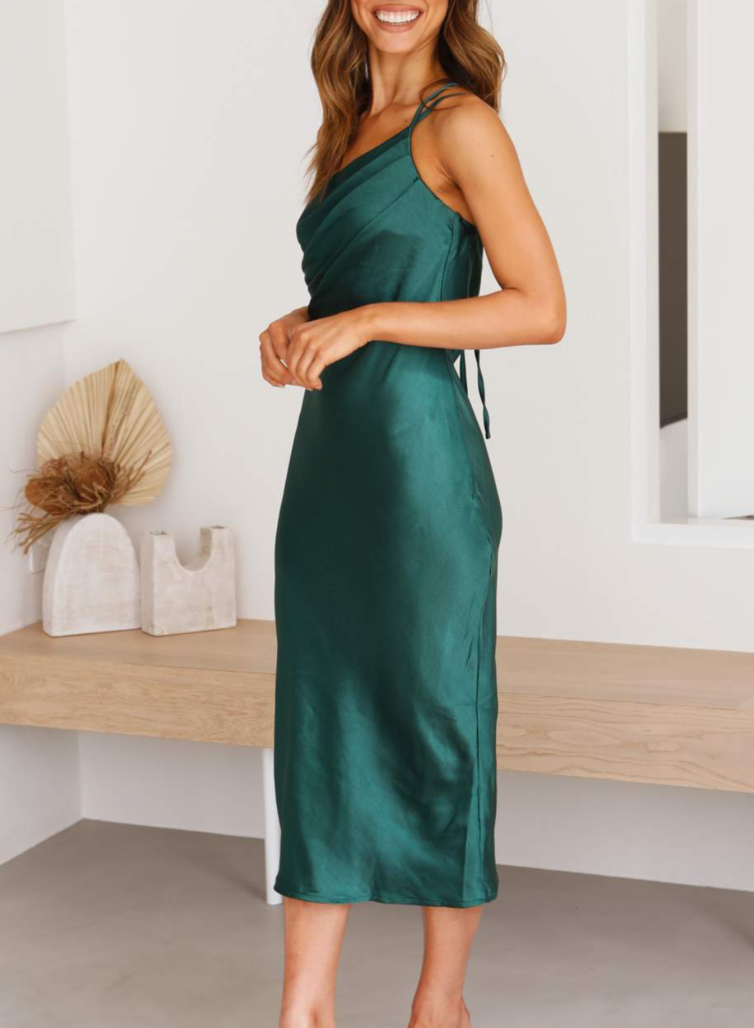 Stilvolles Ein-Schulter-Kleid