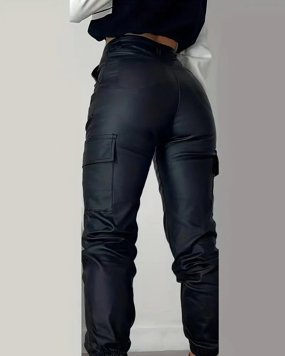 Damen Slim-Fit Jogginghose mit Reißverschluss und aufgesetzten Taschen