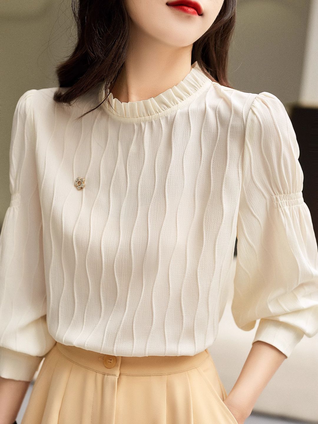 Heidi-Mode | Wavy Textured Stand Collar Top Gelb
