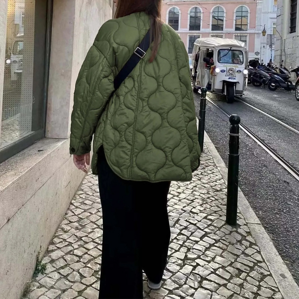 Heidi-Mode | Lässige Rundhals-Steppjacke mit Karomuster und großen Taschen Ideal für Herbst/Winter