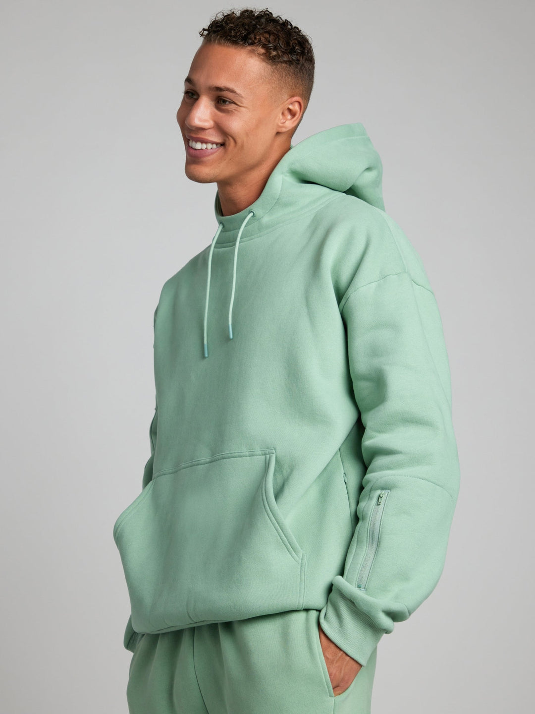 Heidi-Mode | Reise Kapuzenpullover mit Flugzeugmodus-Grafik