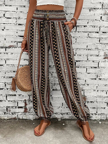 Boho-Chic-Hose mit gesmokter Taille