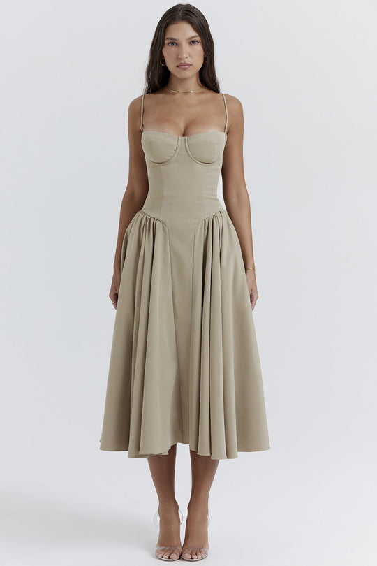 Heidi-Mode | Kleid Sleek Rückenauschnitt Sling Kleid
