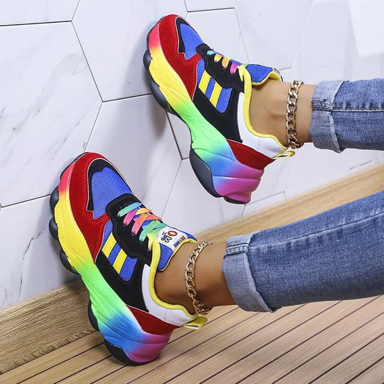 Bunte orthopädische Turnschuhe mit Stil