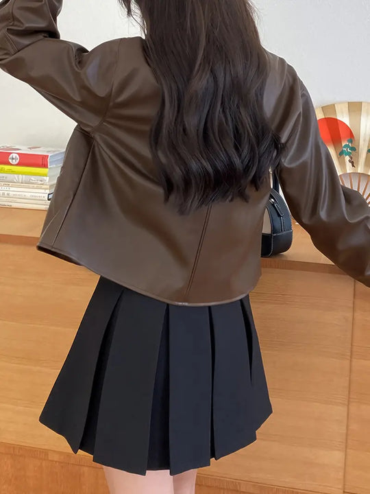 Gekürzte Lederjacke mit Taschen