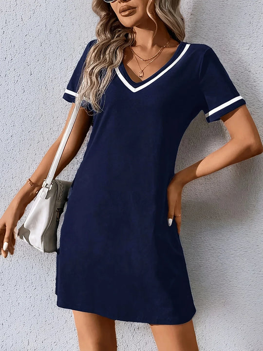 Heidi-Mode | Elegante Tunika mit Kurzen Ärmeln und Spitzem Ausschnitt, Luftig und Stilvoll