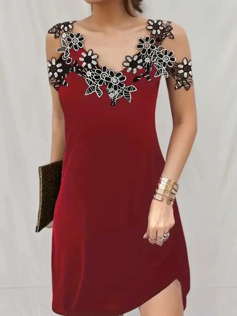 Heidi-Mode | Kleid V-Ausschnitt mit Spitzen Ärmellos Figurumspielend Kurz Eleganter Schnitt