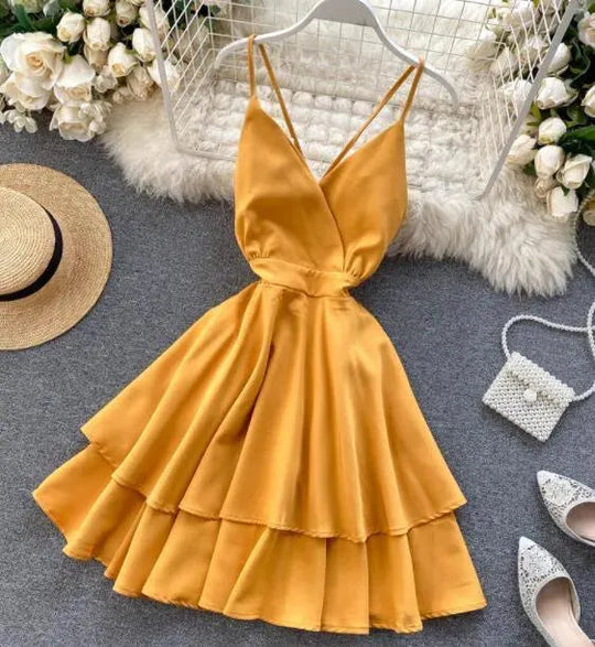Heidi-Mode | Damen kurzes Kleid mit Schleife auf der Rückseite