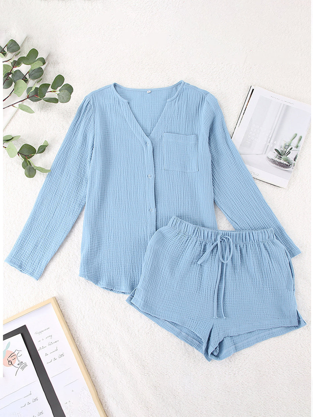 Heidi-Mode | Notched Langarm-Top und Shorts-Set