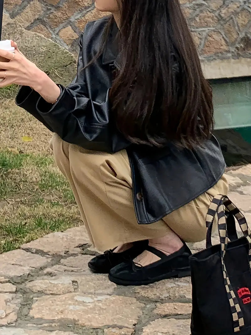 Gekürzte Lederjacke mit Taschen