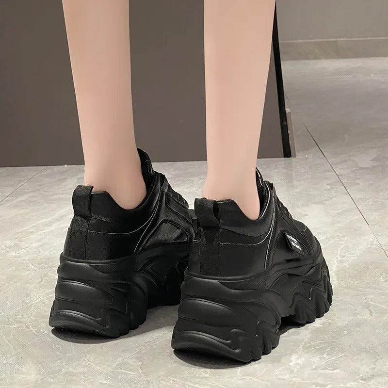 Bequeme Und Klobige Plateau-Sneakers