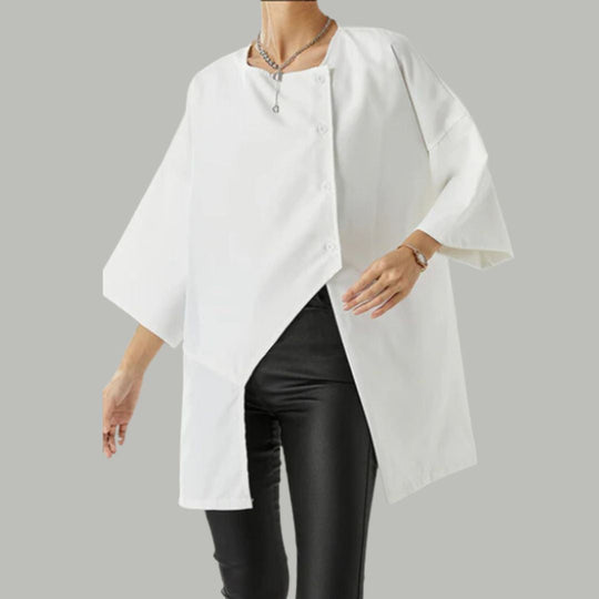 Stylische Bluse mit asymmetrischem Ausschnitt