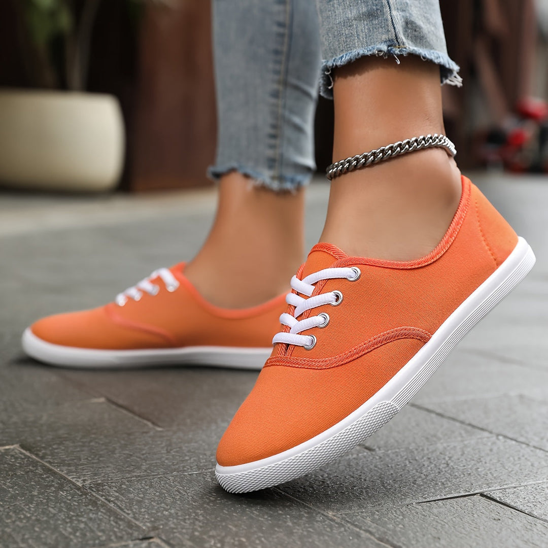 Heidi-Mode | Bequeme Niedrige Canvas Sneakers In Weiß