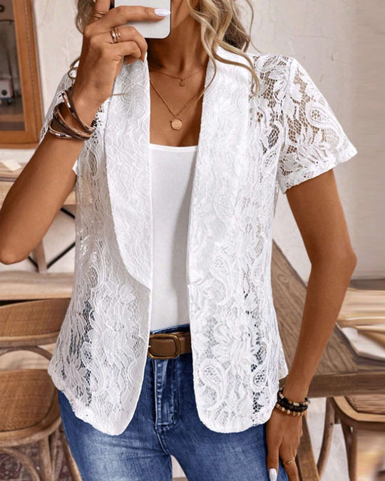 Heidi-Mode | Weißer Kurzärmeliger Spitzenblazer mit Revers