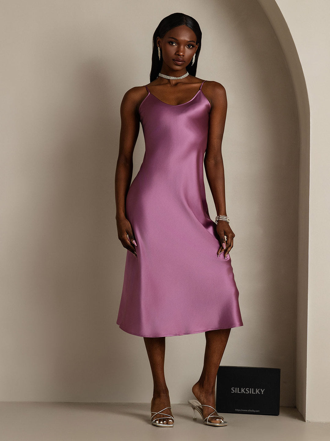 Heidi-Mode | Lange Seidenkleid mit Spaghetti-Träger