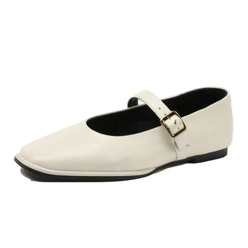 Heidi-Mode | Elegante Mary Janes mit Exklusivem Schnallen