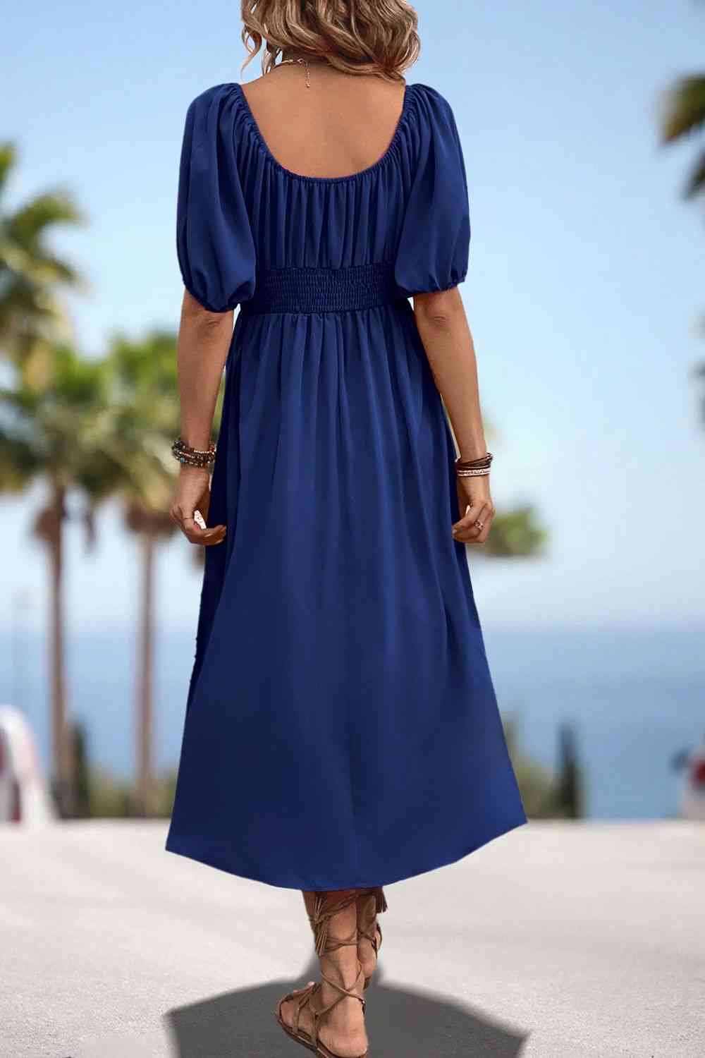 Heidi-Mode | Quadrat-Ausschnitt Geraffte Taille Puffärmeln Midi Kleid