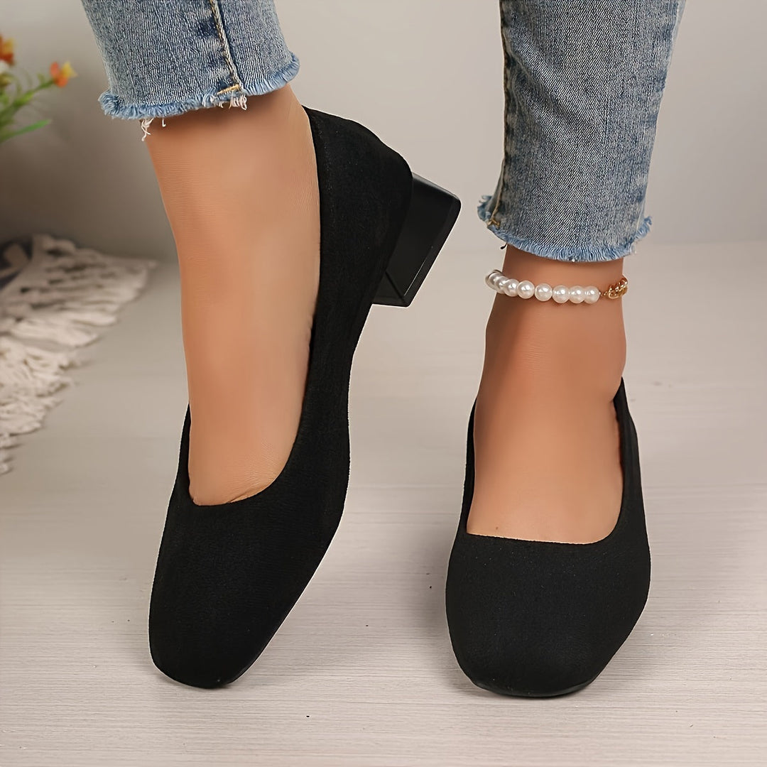 Heidi-Mode | Schwarze Flanell Pumps mit Blockabsatz