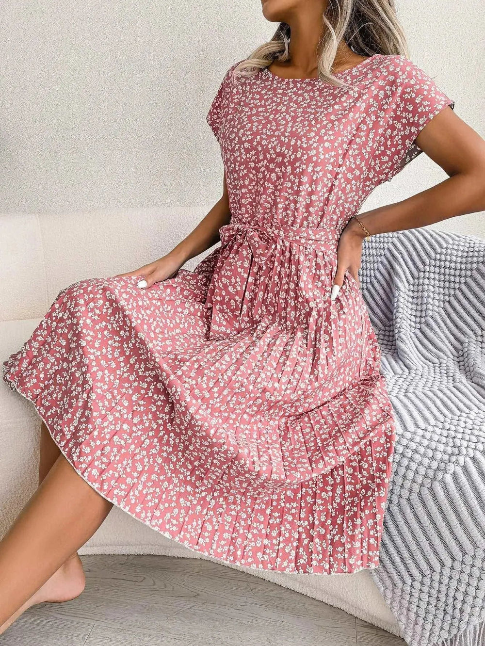 Heidi-Mode | Geklede rok met brede bloemrand en korte mouwen voor vrouwen