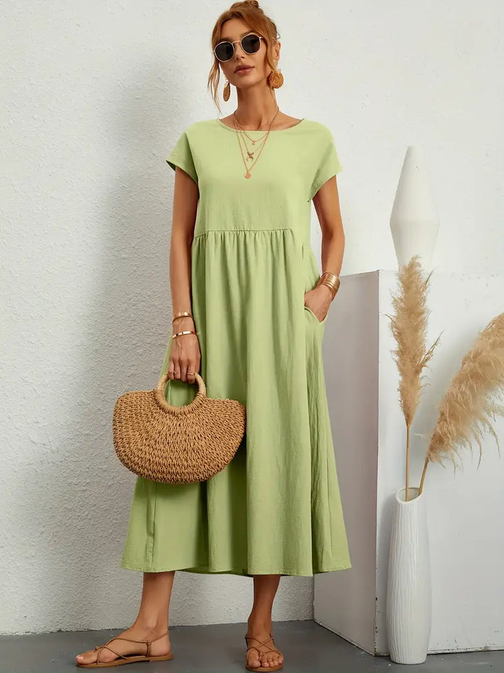 Sommerliches, lockeres, schlichtes Kleid