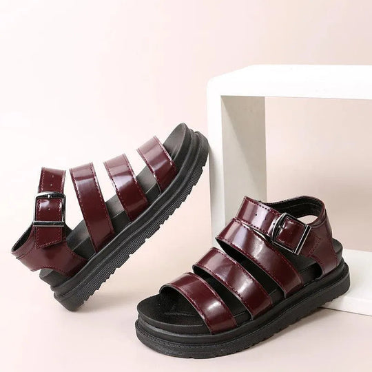 Heidi-Mode | Sandals with buckle and platform with open toes