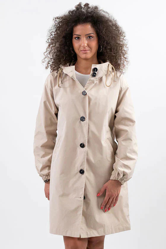 Schicke Weiße Regenjacke