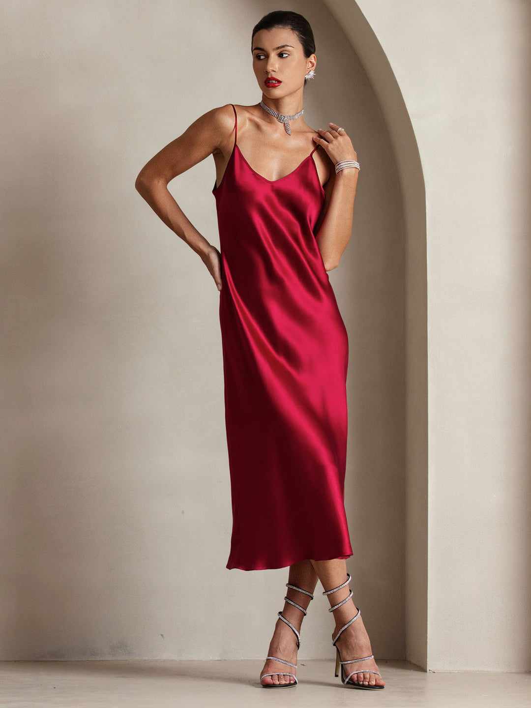 Heidi-Mode | Lange Seidenkleid mit Spaghetti-Träger