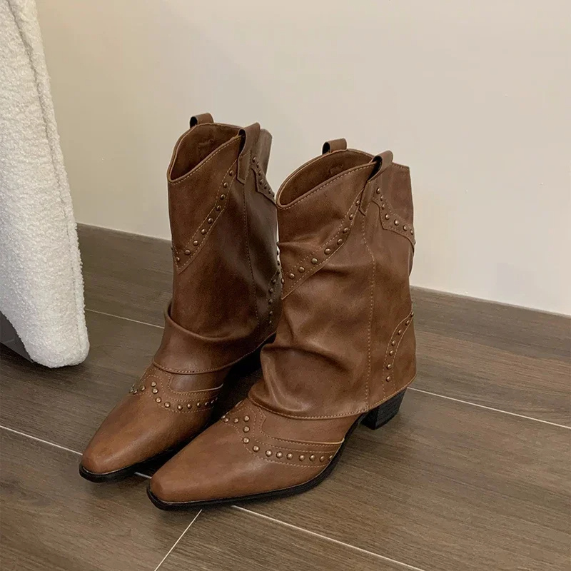 Heidi-Mode | Kurze Western Stiefel mit Nieten & Mittelhohem Absatz Damen Cowboy Stiefel