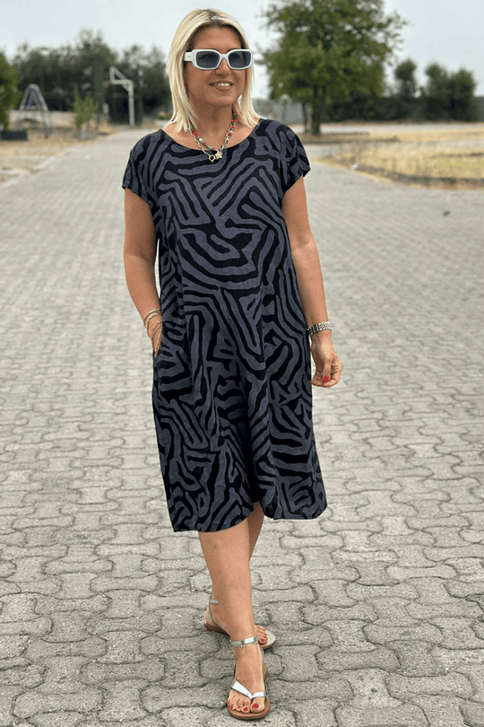 Rayon-Midikleid mit Zebramuster und Rundhalsausschnitt