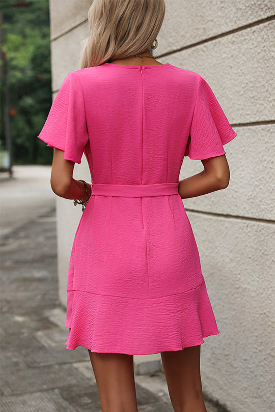 Heidi-Mode | Einfarbiges Deep V Neck Rüschensaum Mini Kleid