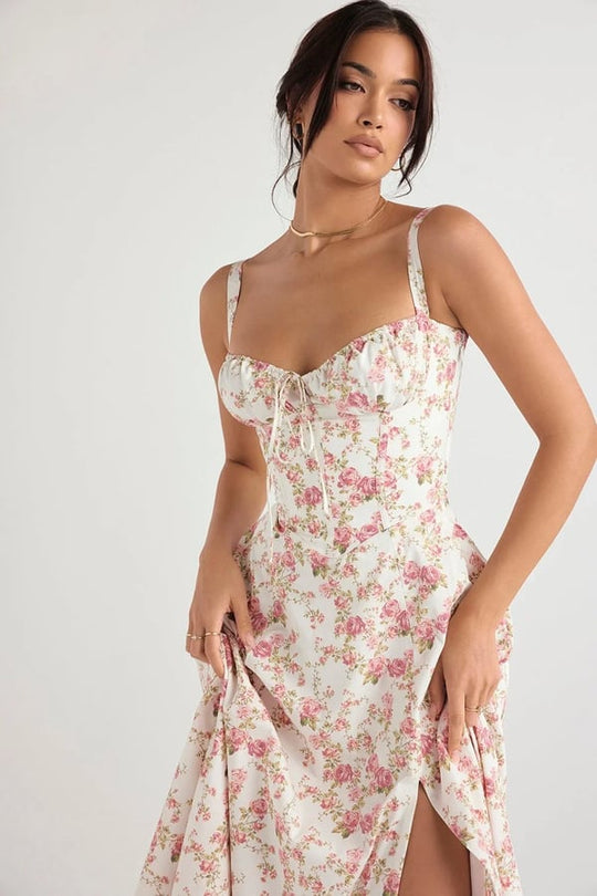 Modisches trägerloses Kleid für Damen – elegant und schmeichelhaft