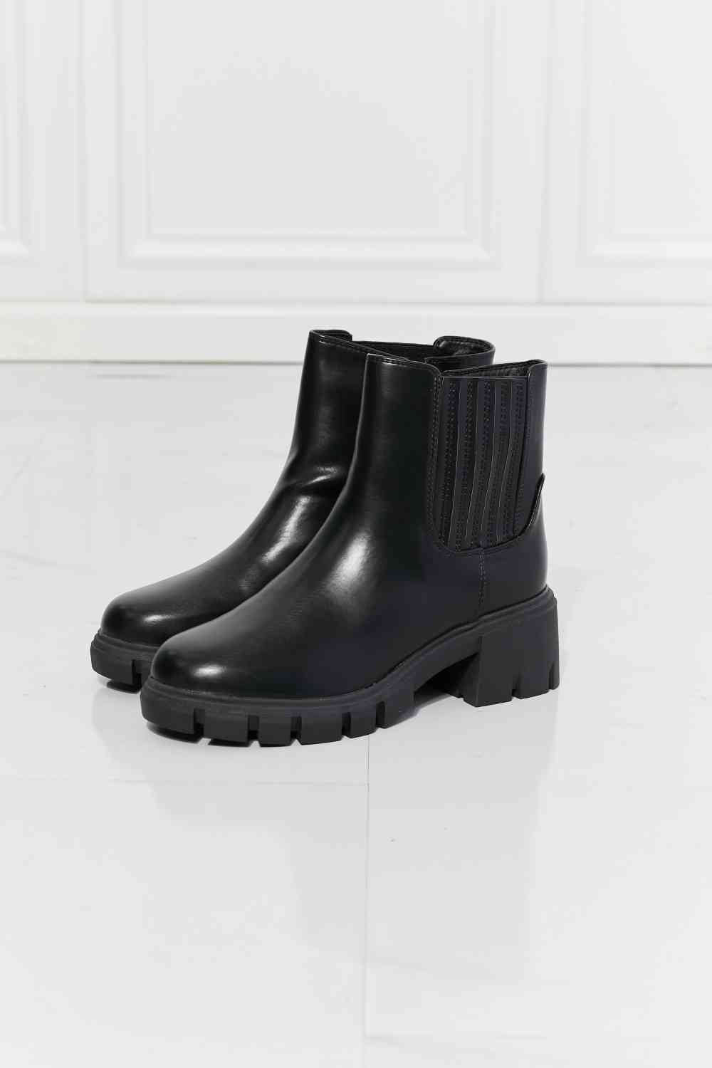 Heidi-Mode | Mmshoes Was Es Braucht Lug-Sohle Chelsea-Stiefel In Schwarz