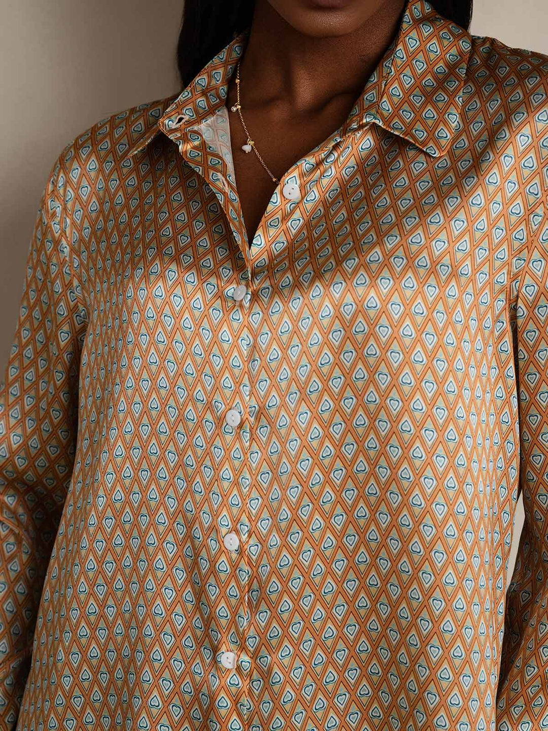 Heidi-Mode | Damen Seiden Basis Militär Revers Hemd