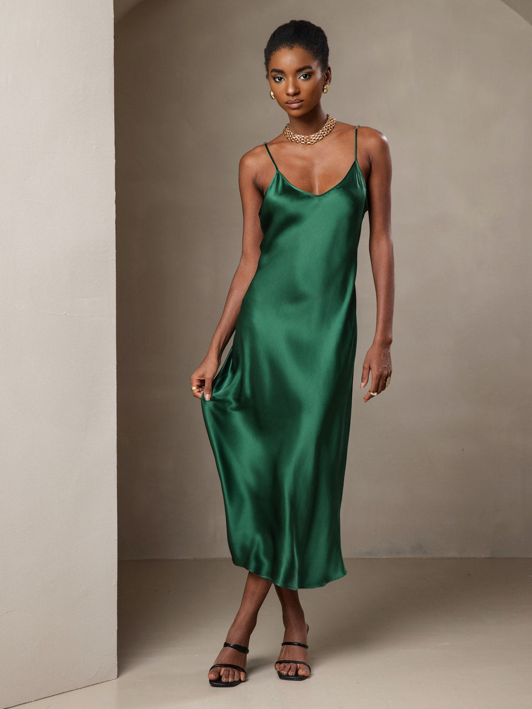 Heidi-Mode | Lange Seidenkleid mit Spaghetti-Träger