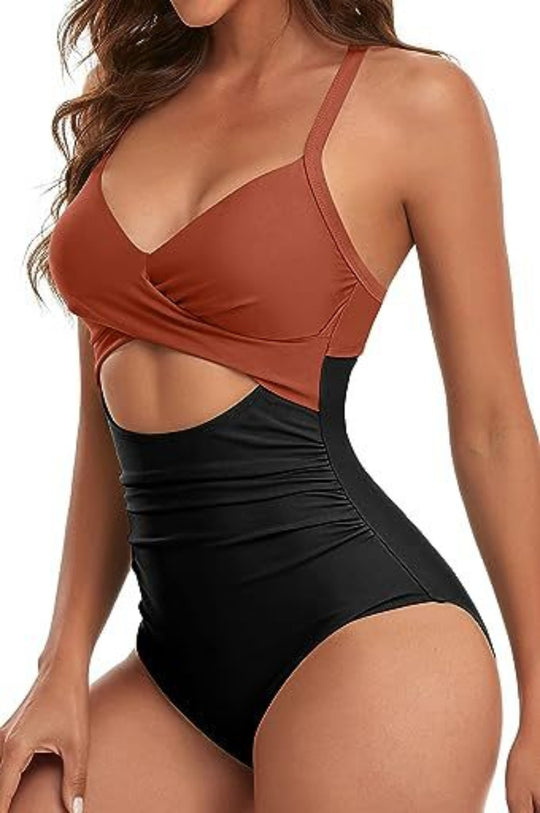 Heidi Mode | Hohler rückenfreier Bikini mit engen Trägern