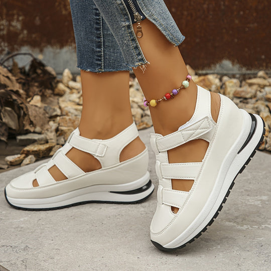 Heidi-Mode | Weiche Plateau Sandalen mit Runder Zehe