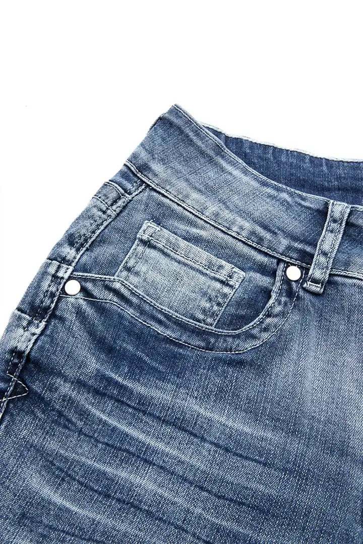 Bequeme stilvolle Jeanshose