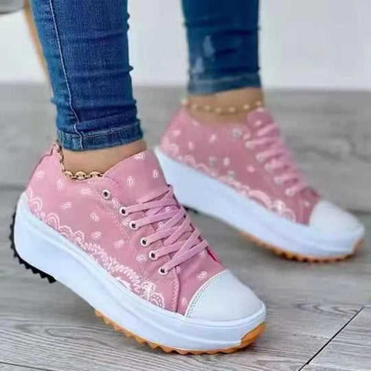 Heidi-Mode | Damen Sneakers aus bedrucktem Stoff mit Plateau